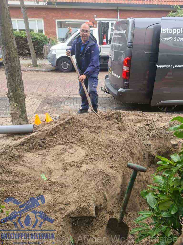 Riool ontstoppen Beverwijk graven